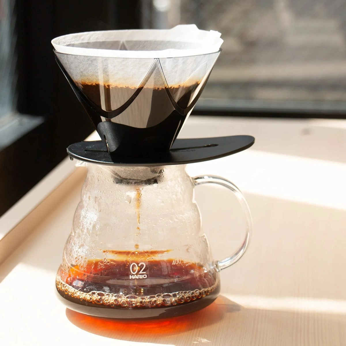 استند نگهدارنده